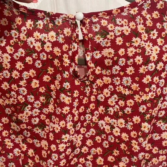 SHEIN FLORAL DRESS SIZE L - Picture 5 of 5